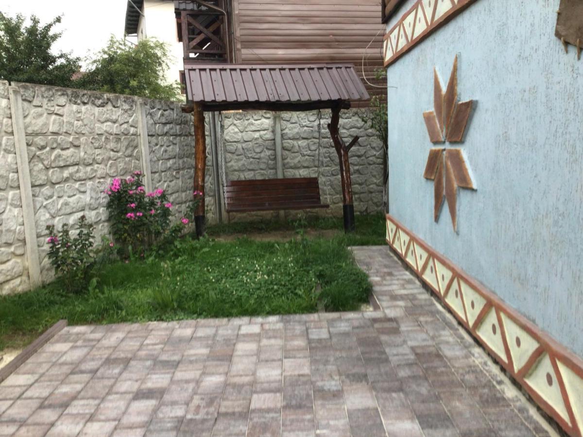 Рукавичка 亚列姆切 外观 照片